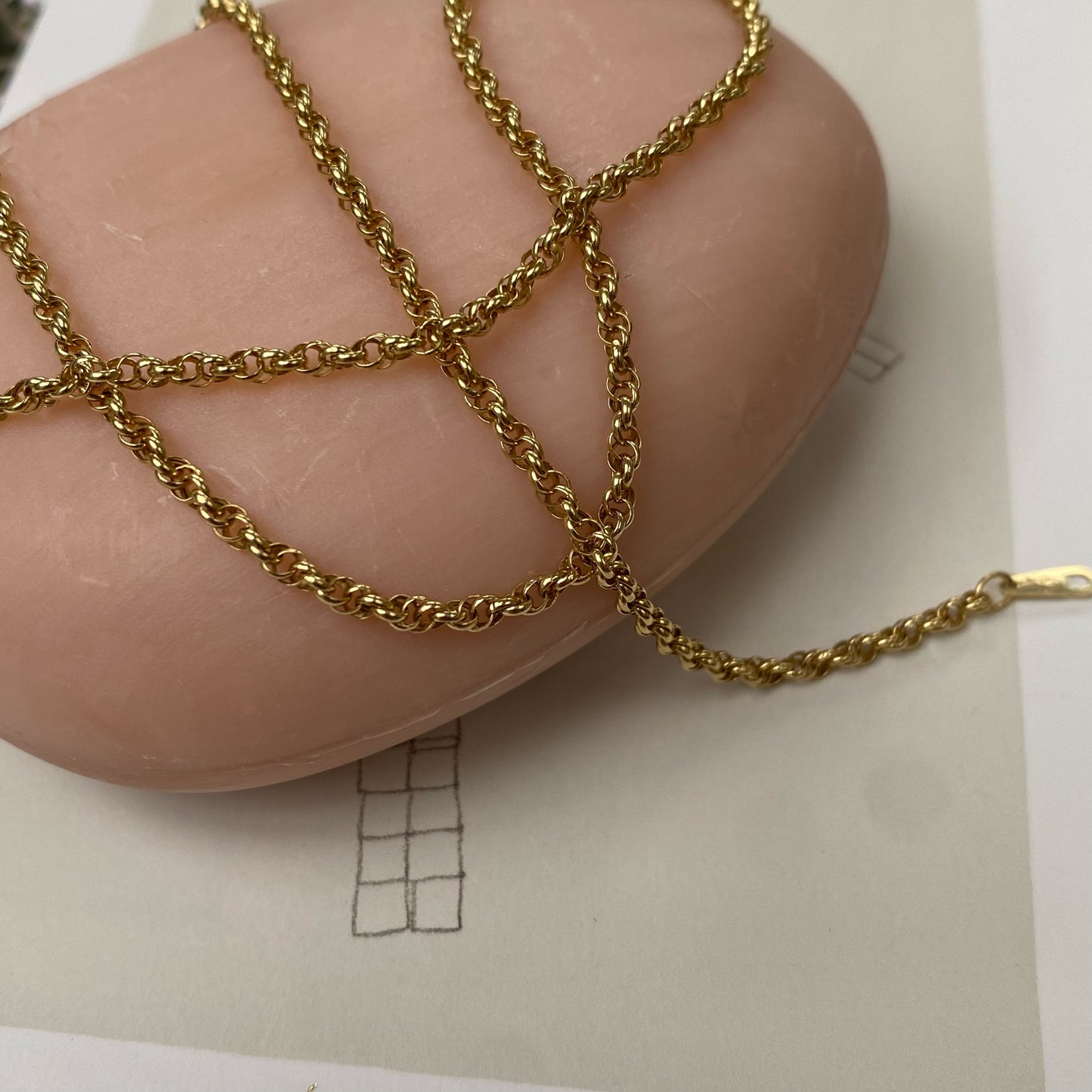 14 carat gold delicate round chain necklace