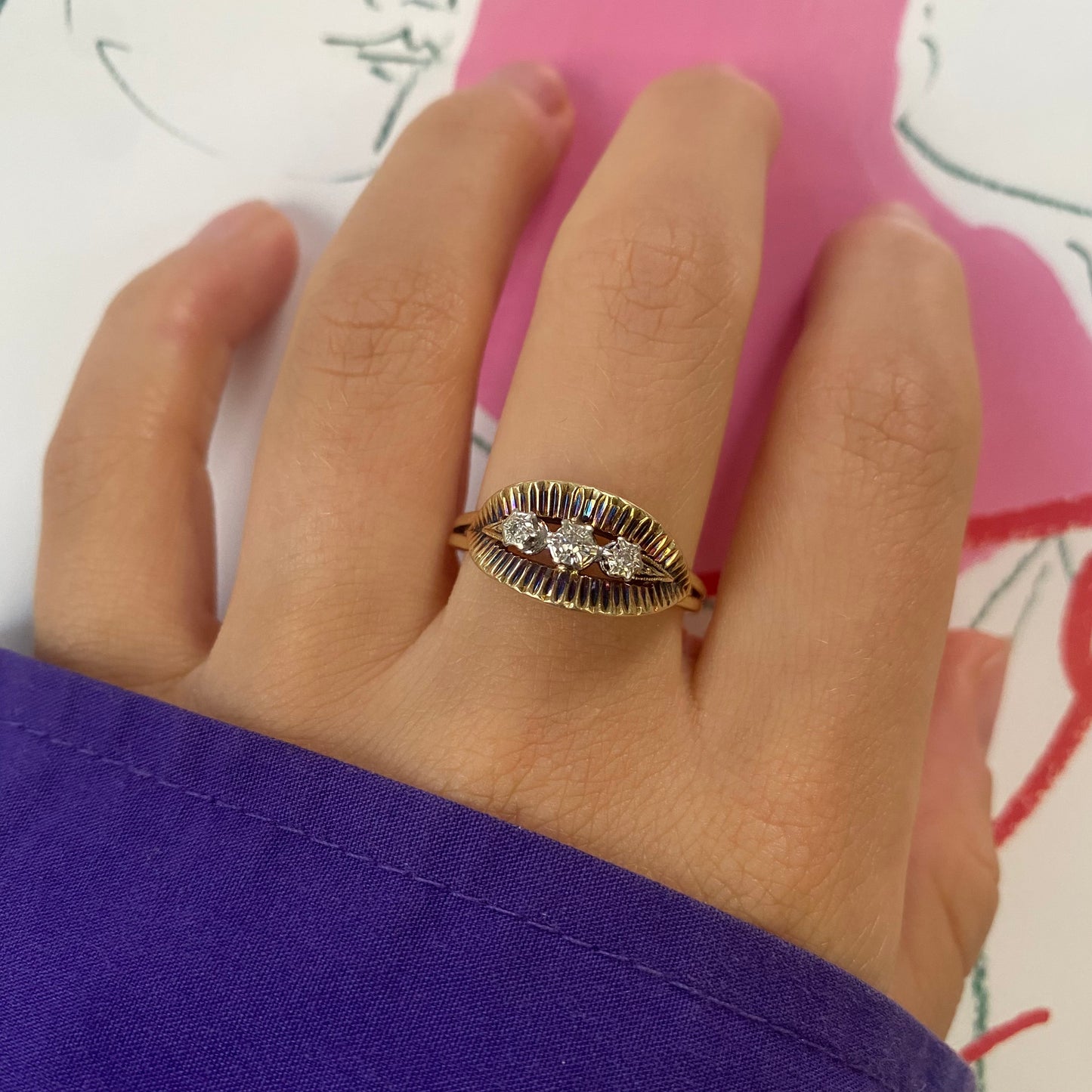 14 carat gold diamond trilogy ring