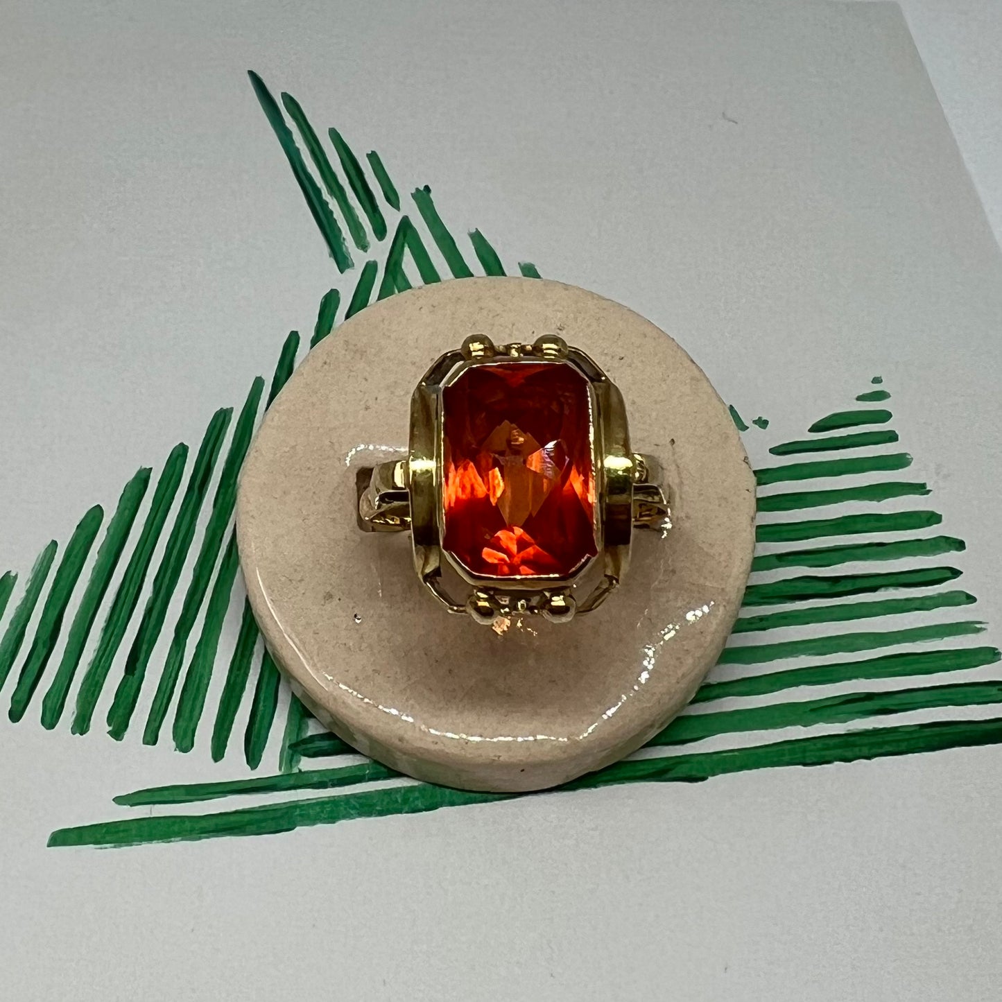 14 carat gold padparadscha solitaire ring