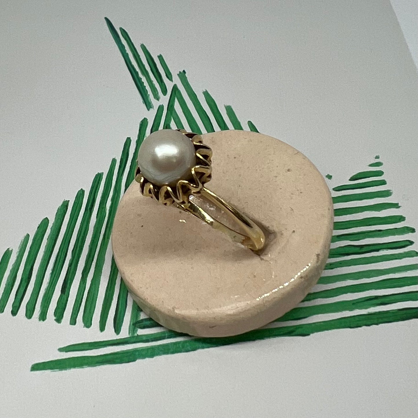 14 carat gold pearl ring