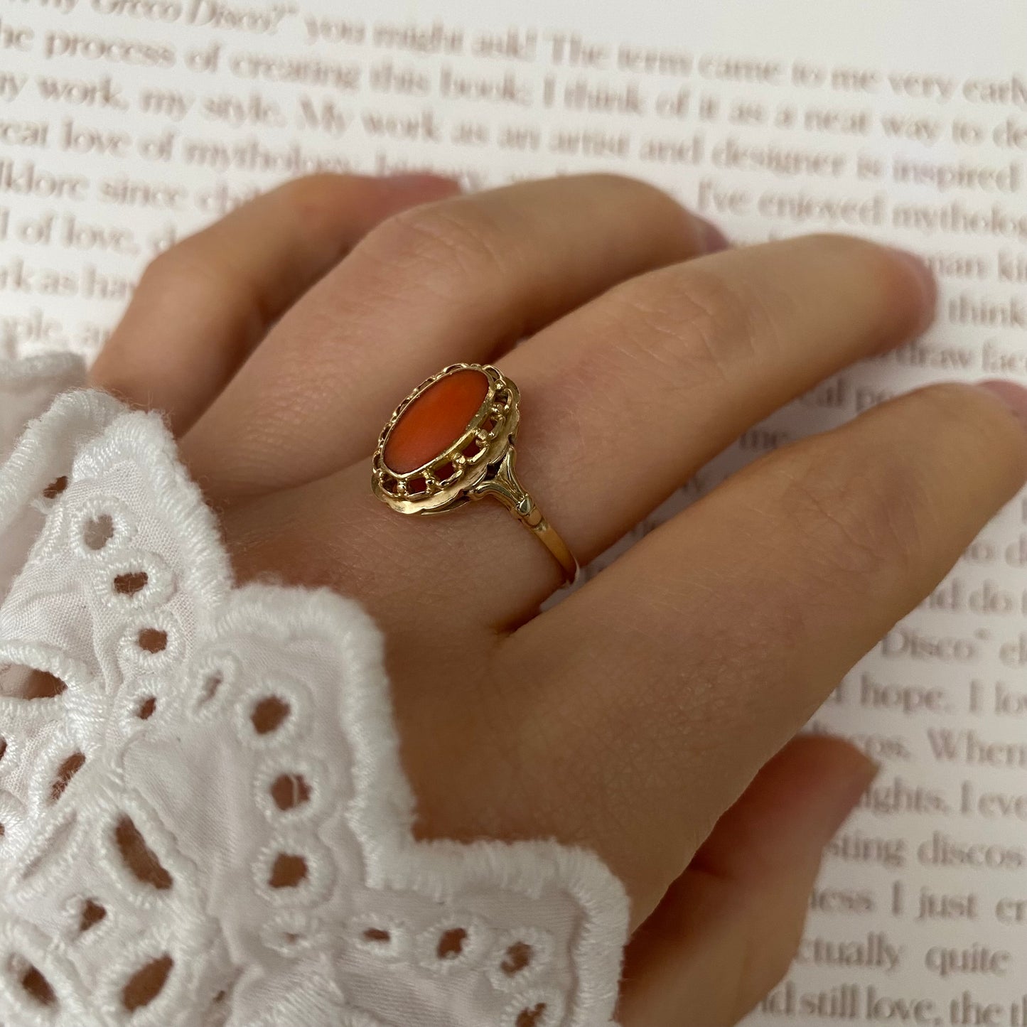 14 carat gold oval coral ring