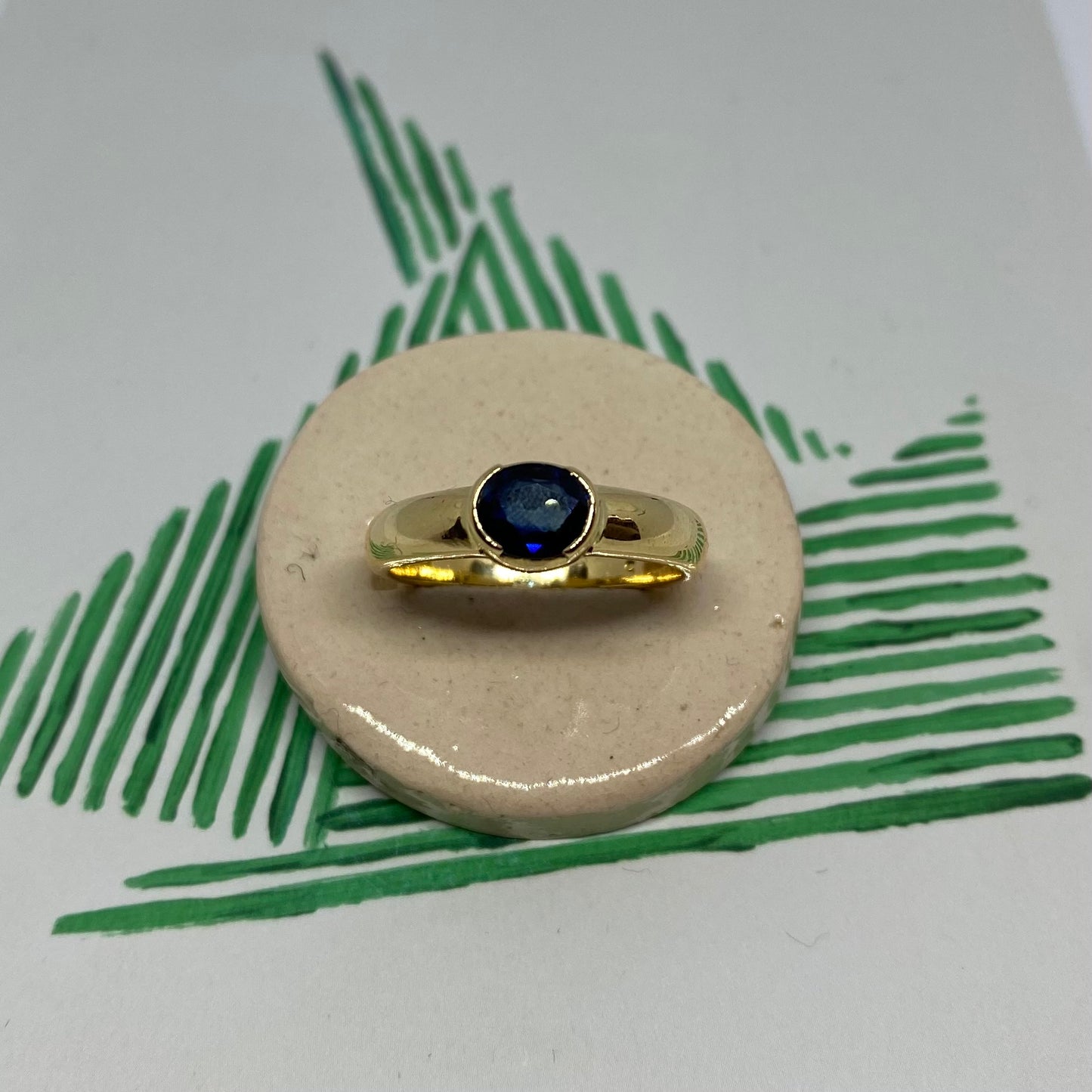 18 carat gold sapphire solitaire ring