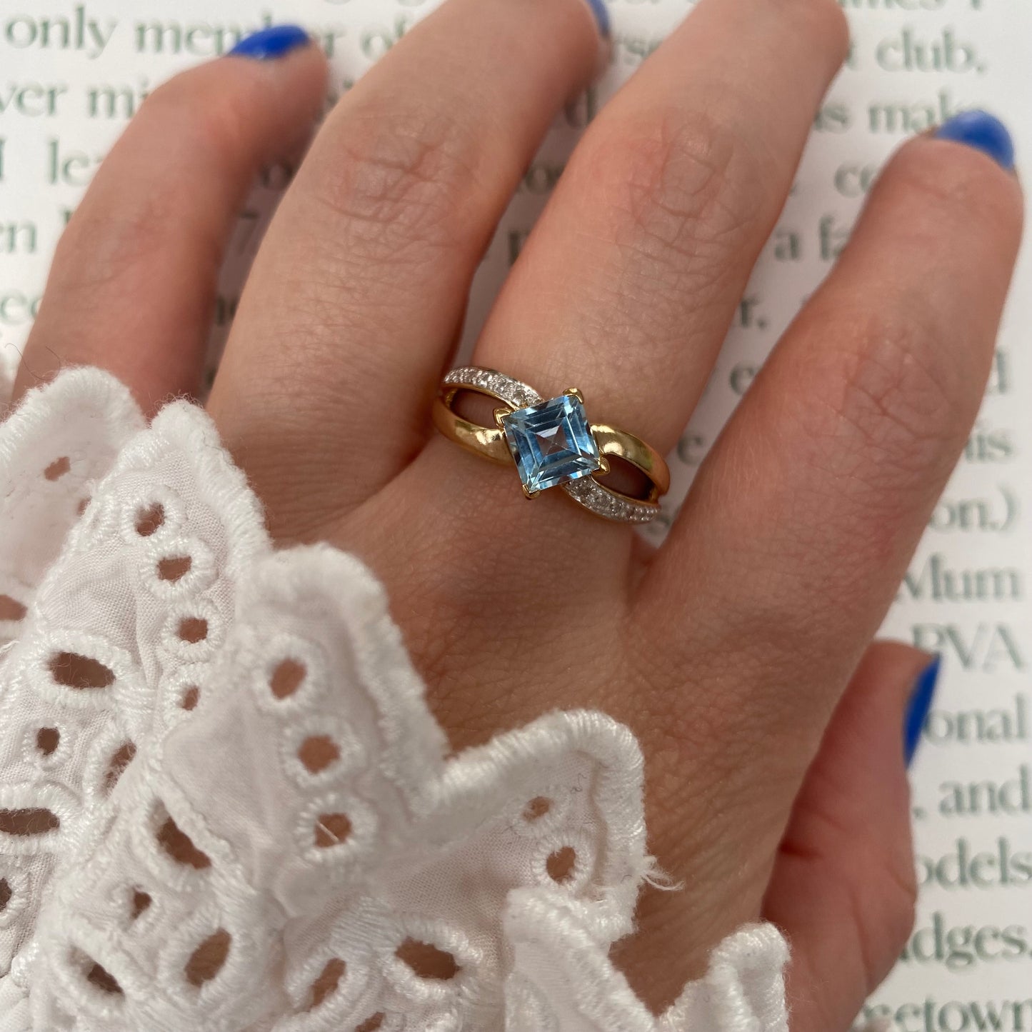 9 carat topaz and cubic zirkonia ring