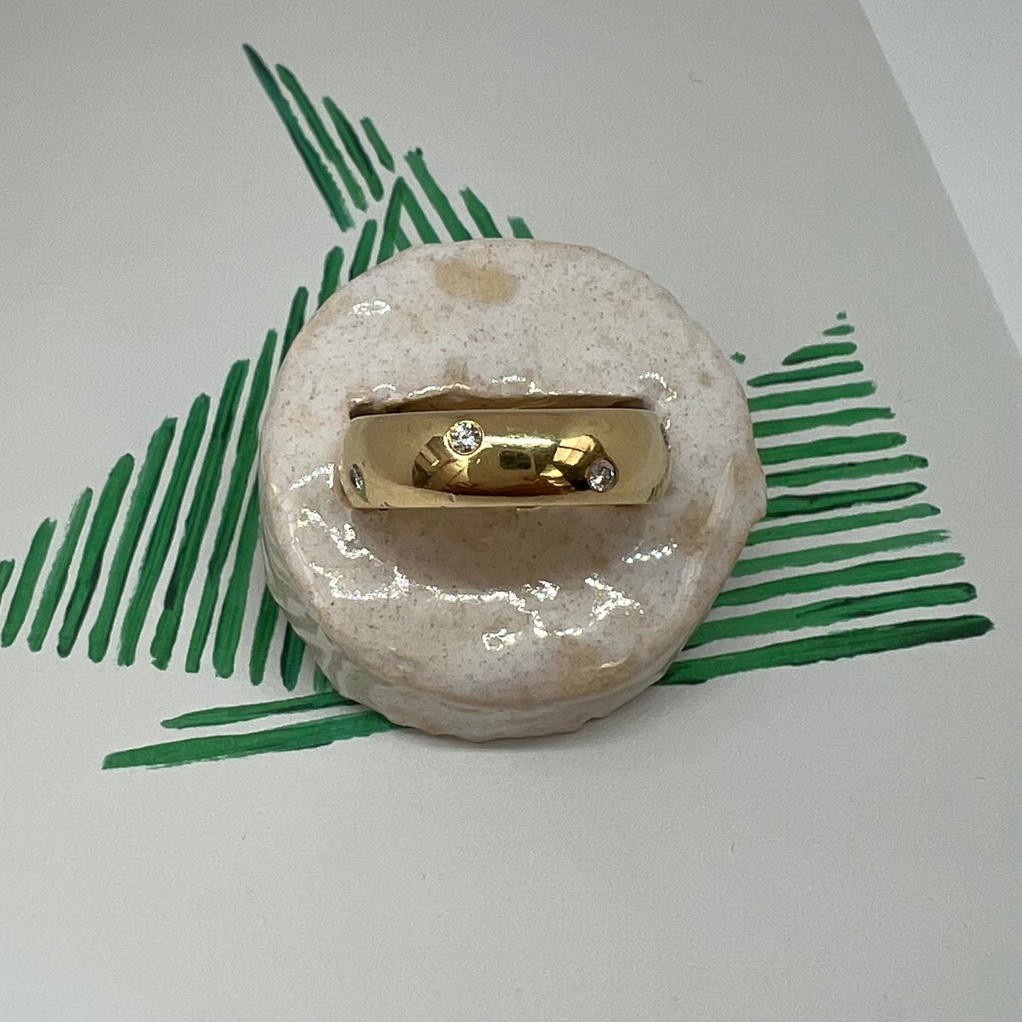 18 carat gold bold diamond ring
