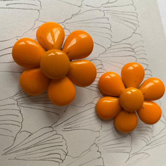 Vintage orange flower clip on earrings