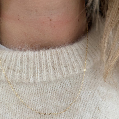 18 carat gold hammered necklace