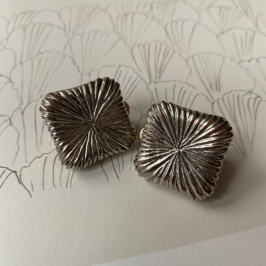 Vintage silver tone ribble square clip on earrings