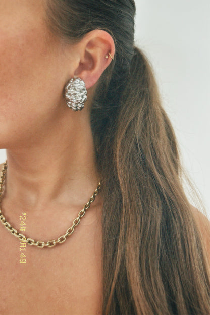 Vintage silver tone wrapped rope clip on earrings