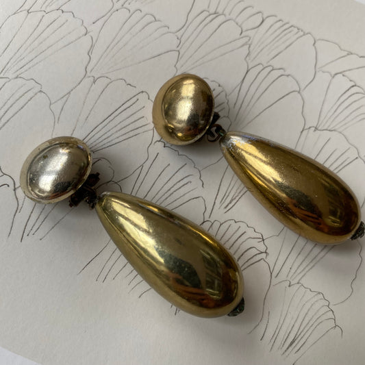 Vintage gold tone dangling tear clip on earrings