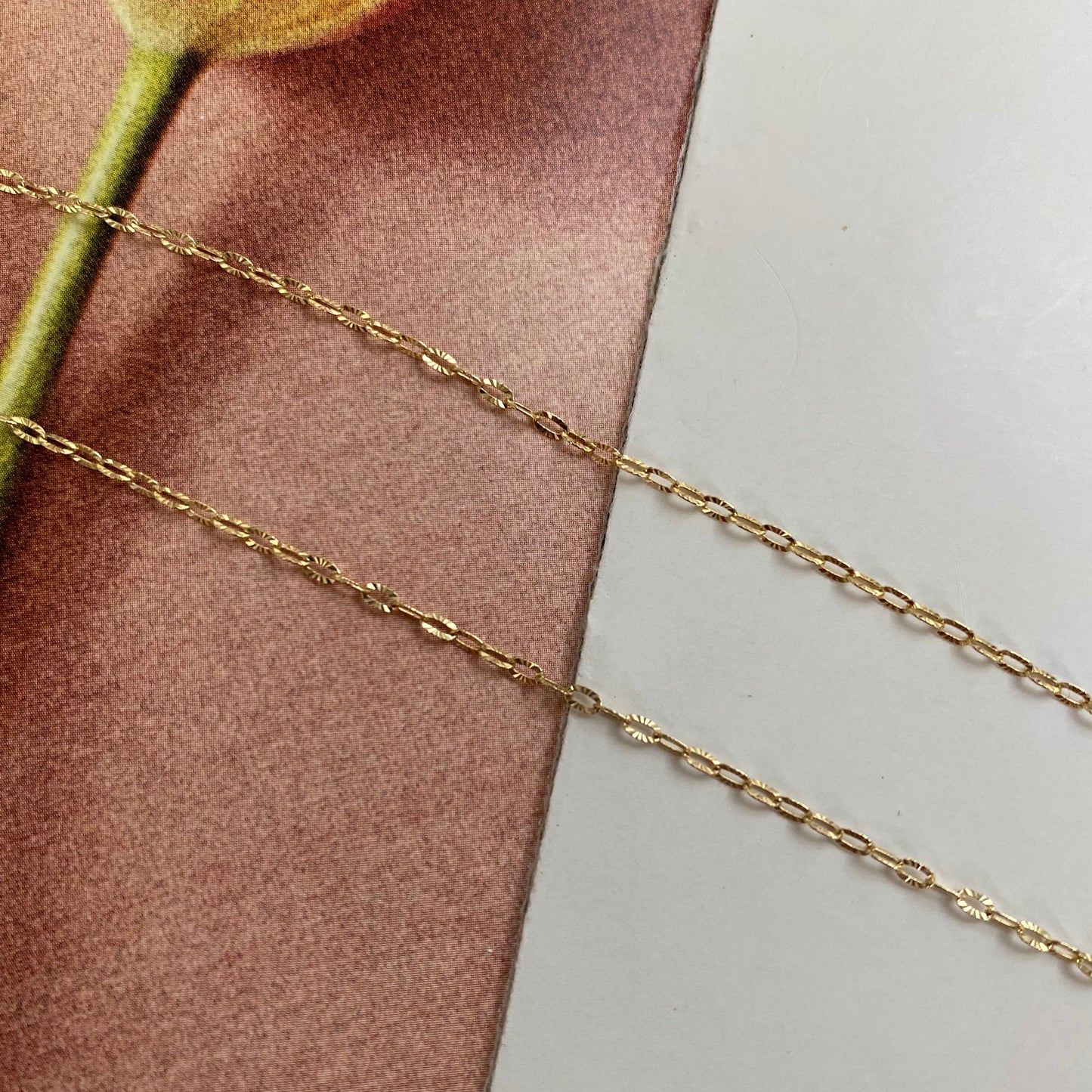 18 carat gold hammered necklace