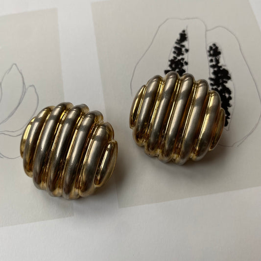 Vintage gold and silver tone round striped patterned clip on earrings