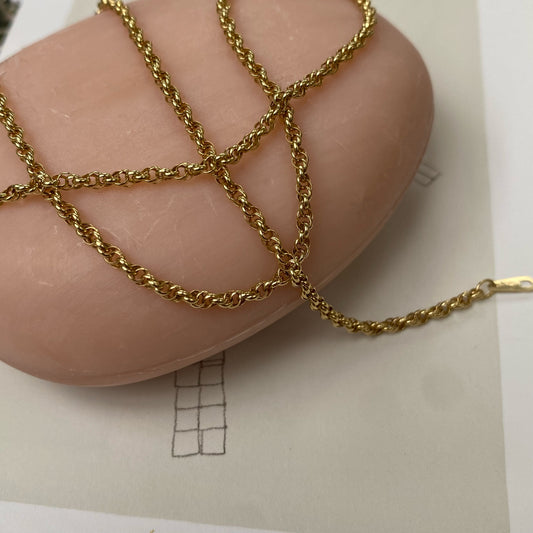 14 carat gold delicate round chain necklace