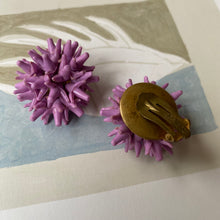 Load image into Gallery viewer, Vintage purple coral look clip on earrings
