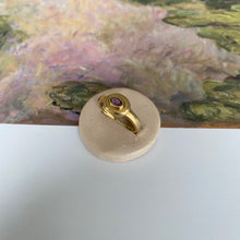 Load image into Gallery viewer, 18 carat gold modern oval amethyst ring
