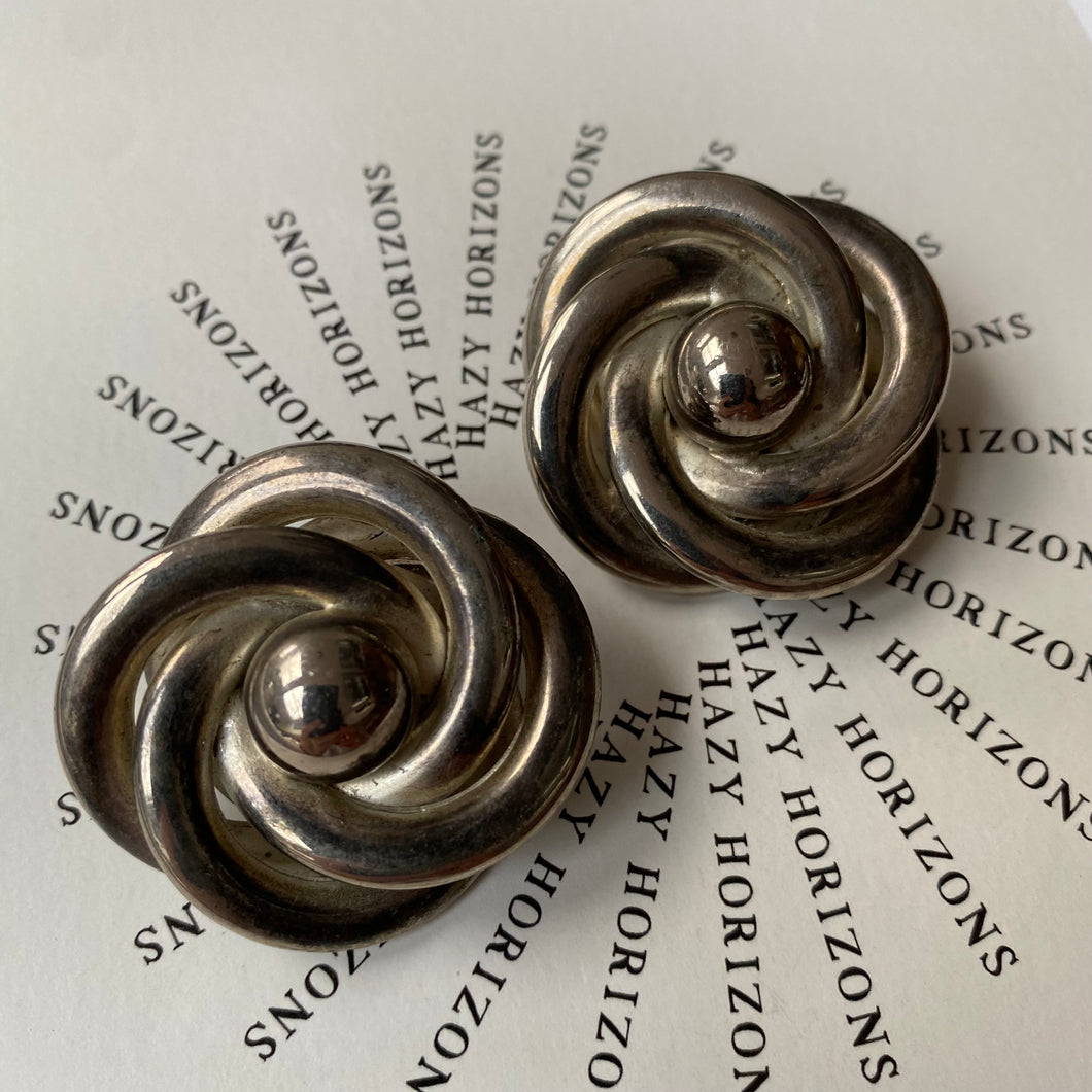 *NEW* Vintage silver tone swirl flower clip on earrings