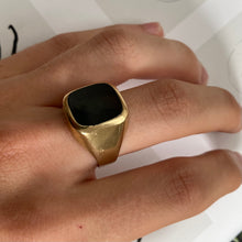 Load image into Gallery viewer, 8 carat gold mixed cut tourmaline signet ring
