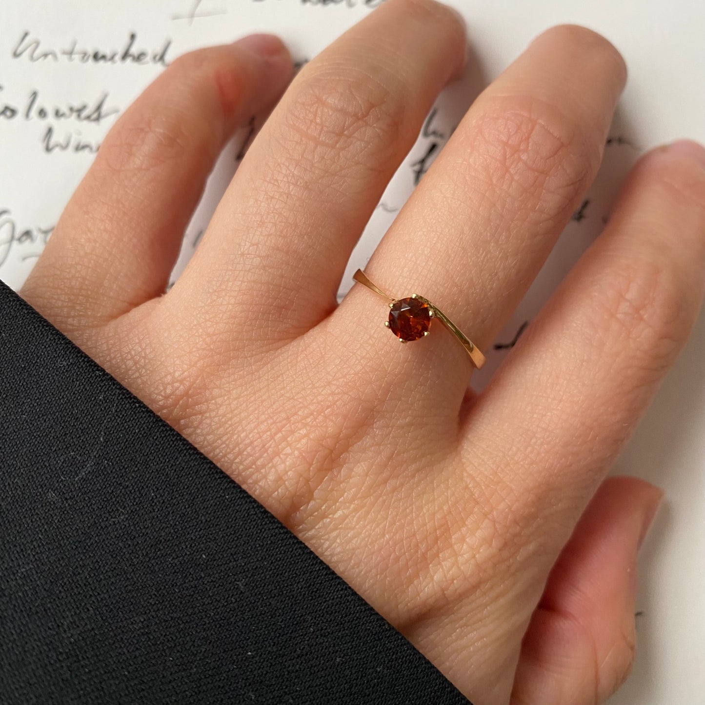 14 carat gold asymmetric solitaire citrine ring