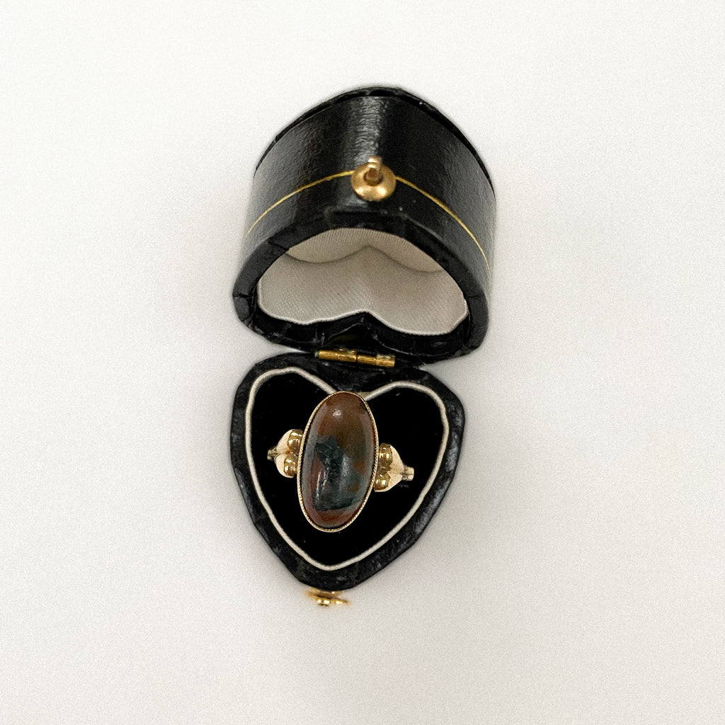 14 carat gold agate ring