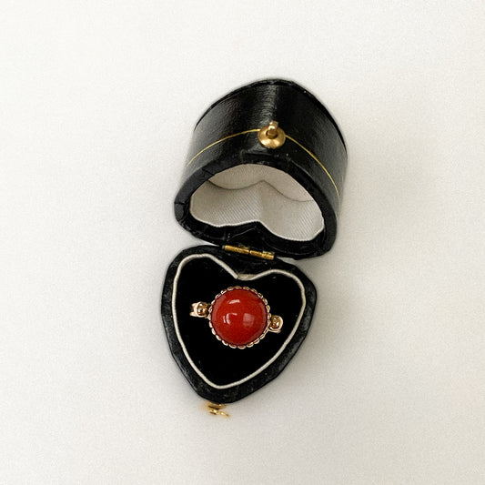 14 carat gold coral ring