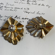 Load image into Gallery viewer, Vintage gold tone art deco with strass clip on earrings
