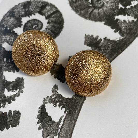 Vintage gold tone ribbled dome clip on earrings