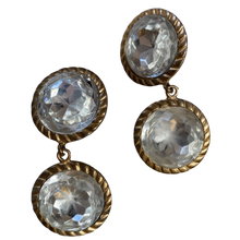 Load image into Gallery viewer, Vintage gold tone 2 big dangling strass clip on earrings
