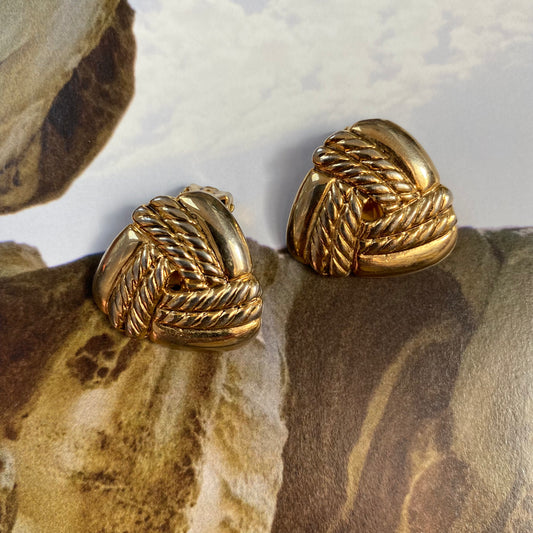 Vintage gold tone triangle rope clip on earrings