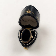 Load image into Gallery viewer, 8 carat gold oval onyx signet ring
