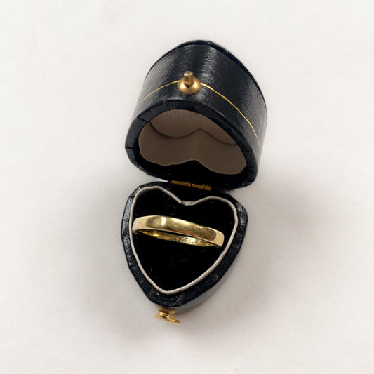 14 carat gold modern square band ring