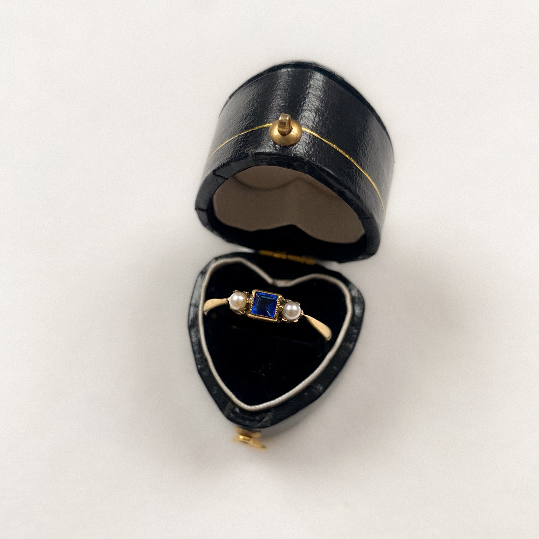 18 carat gold sapphire and pearl ring