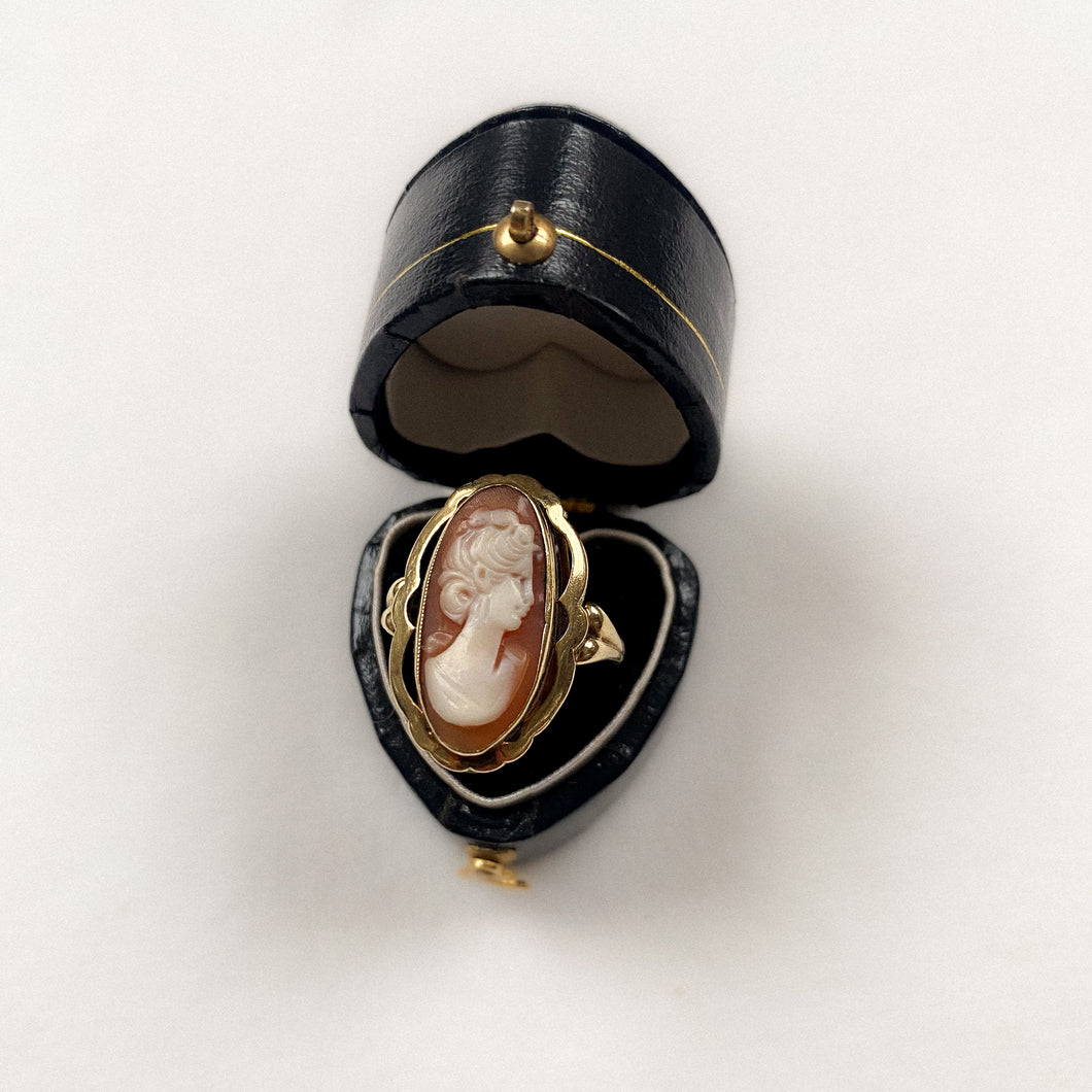 14 carat gold cameo ring