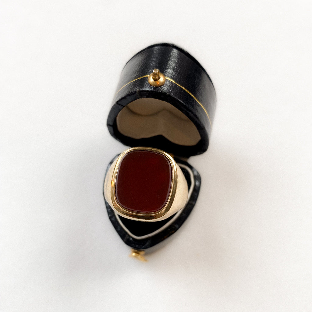 8 carat gold garnet rounded edges signet ring