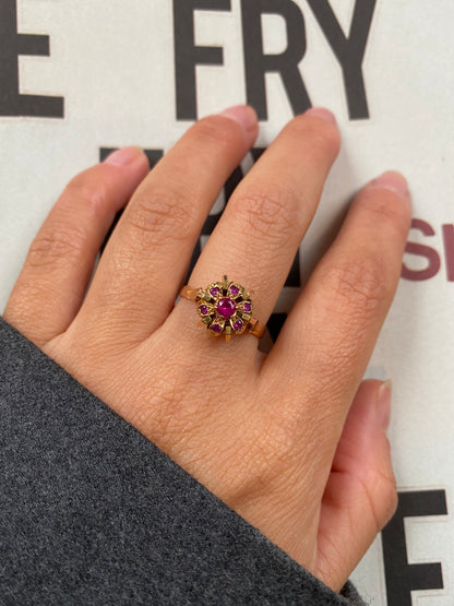 18 carat gold flower ring with synthetic ruby
