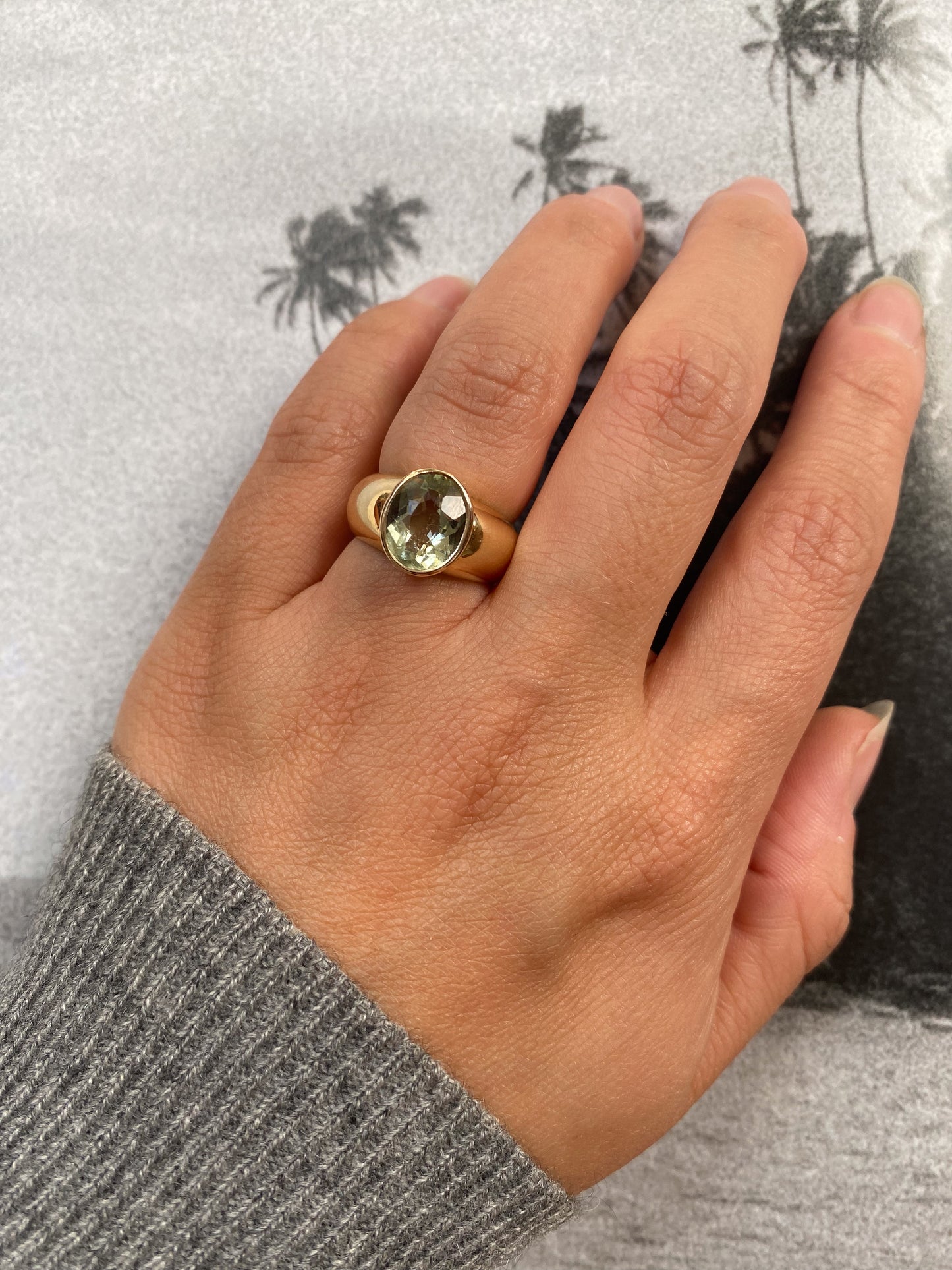 18 carat gold modern bold tourmaline ring