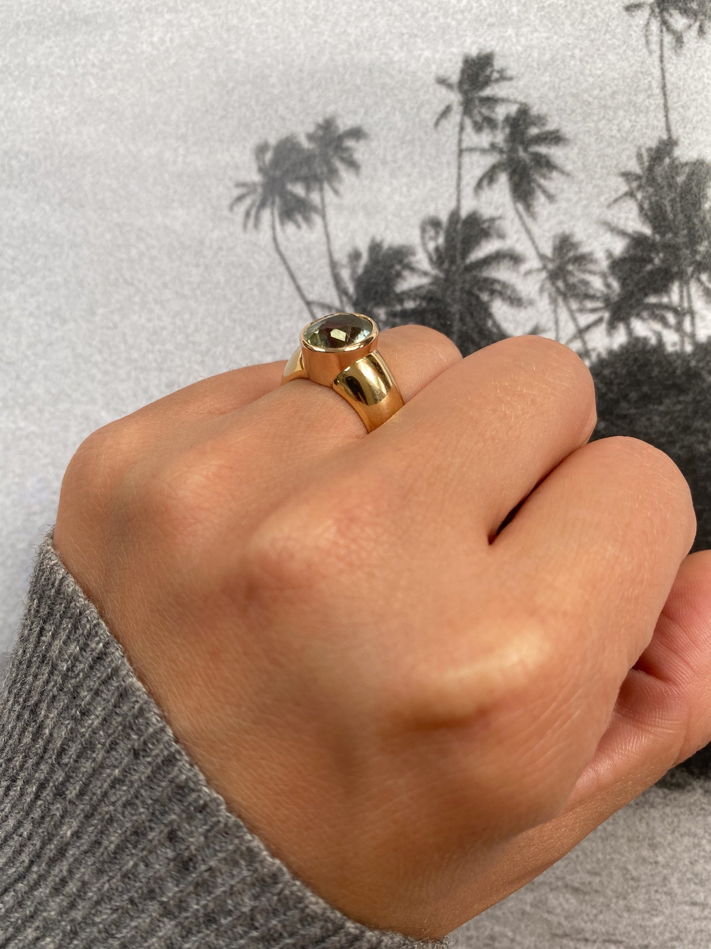18 carat gold modern bold tourmaline ring