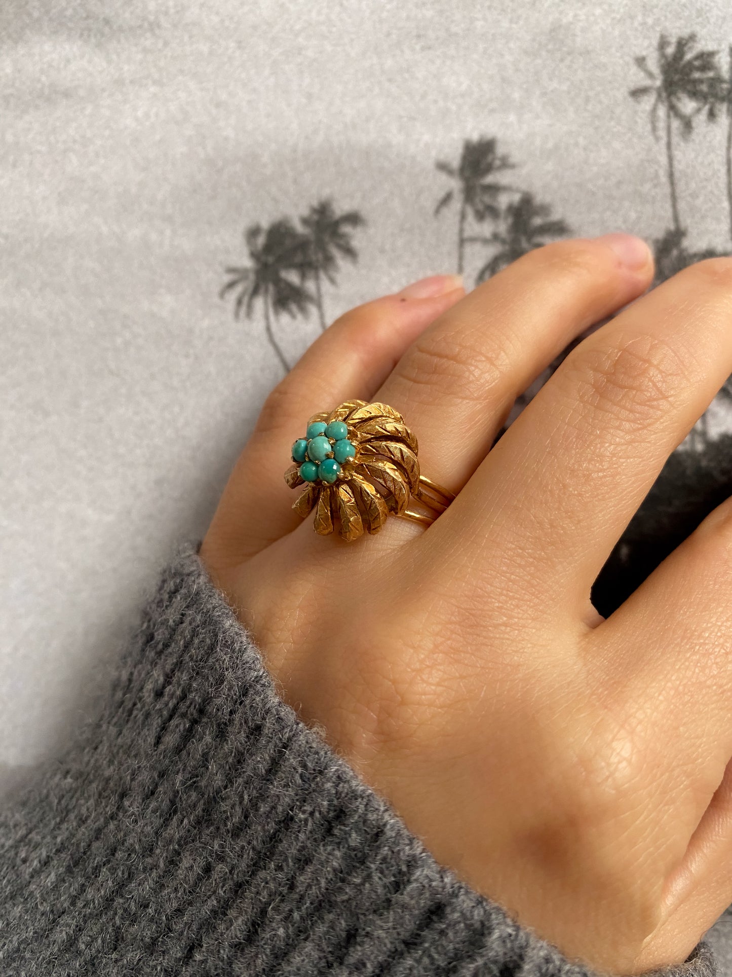 18 carat gold palm leaves and turquoise ring