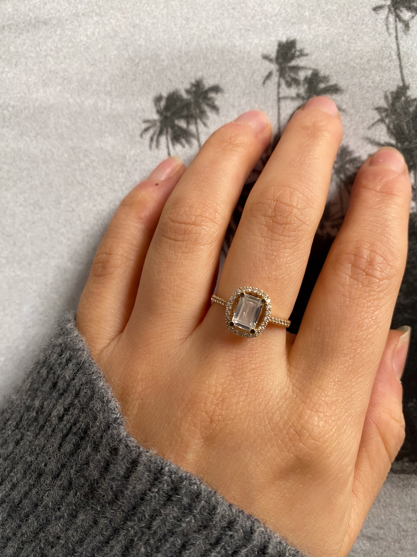 14 carat gold classic engagement CZ cluster ring