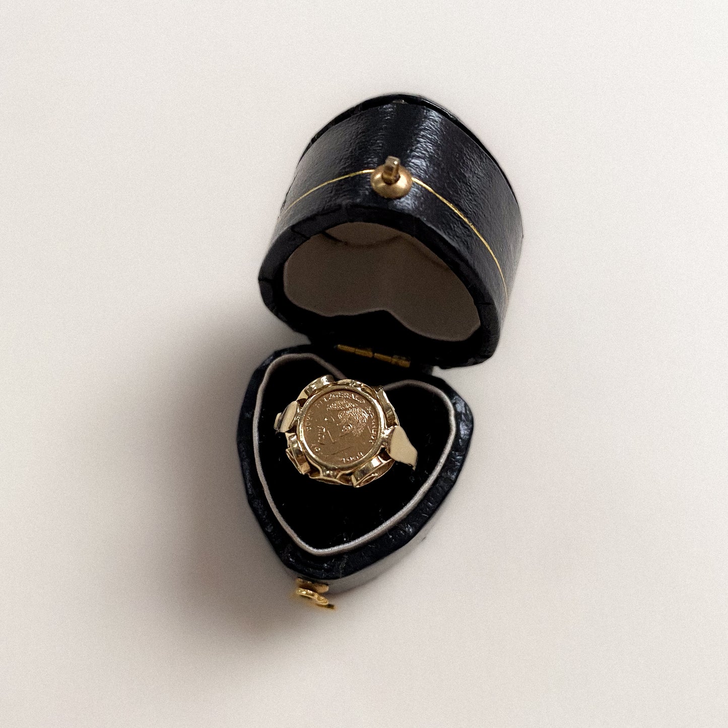 14 carat gold small kennedy coin ring