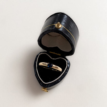 14 carat gold subtle gypsy sapphire ring
