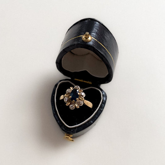 18 carat gold sapphire and diamond cluster ring