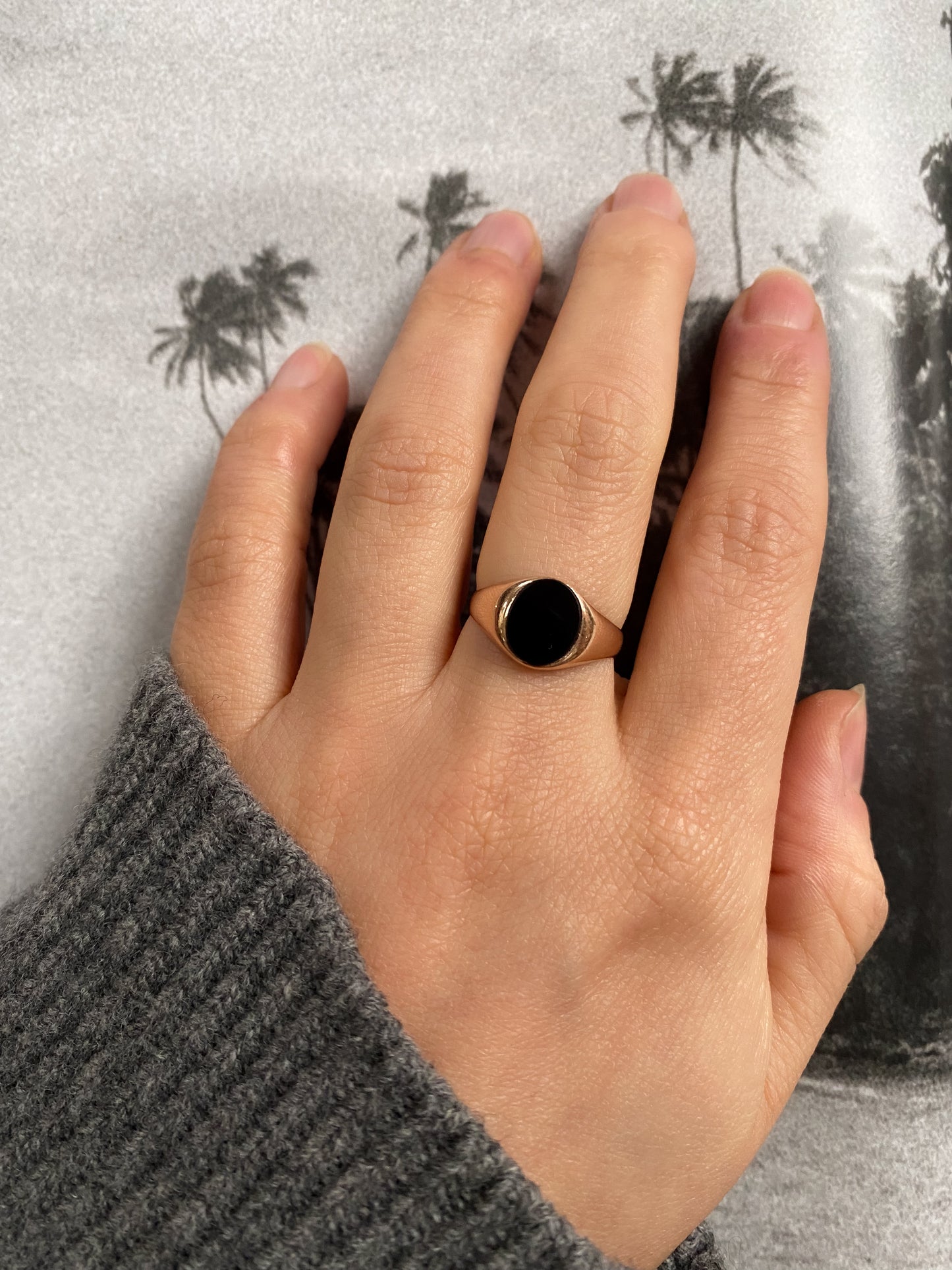 14 carat gold onyx signet ring
