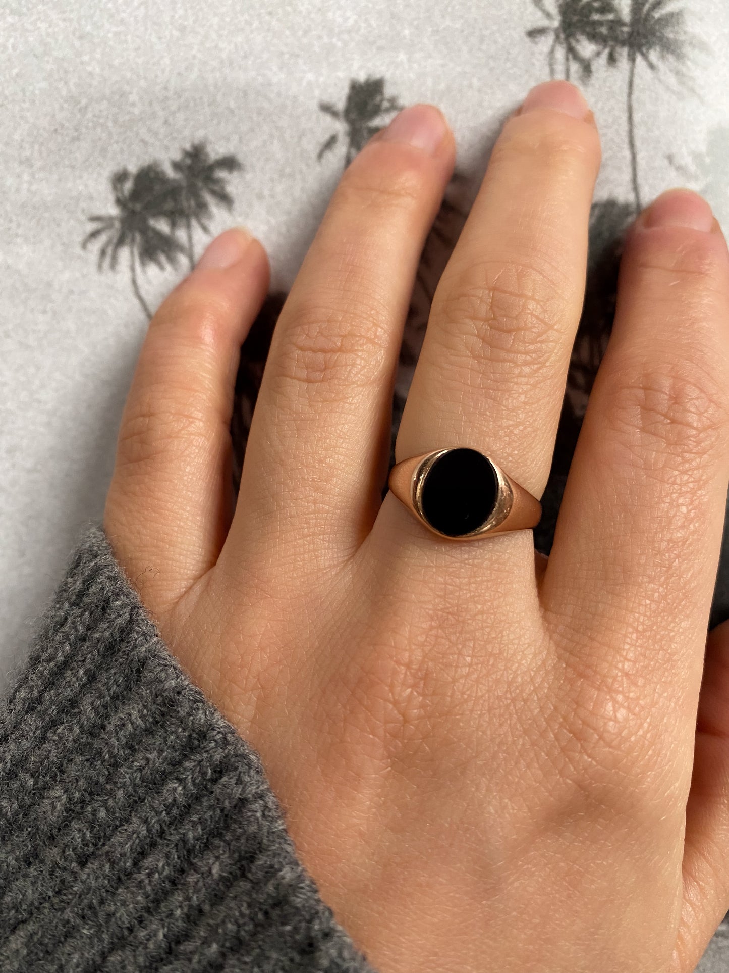 14 carat gold onyx signet ring
