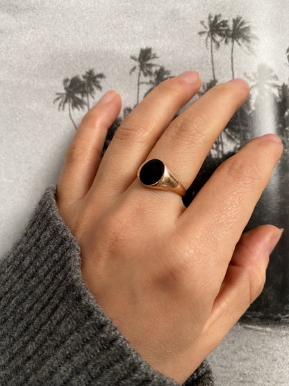 14 carat gold onyx signet ring