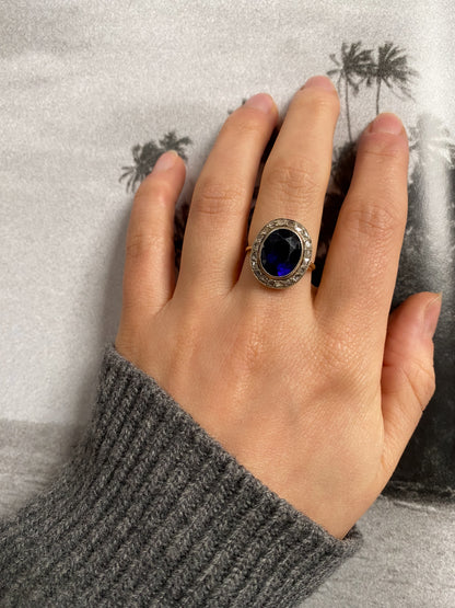 18 carat gold big sapphire and diamond cluster ring