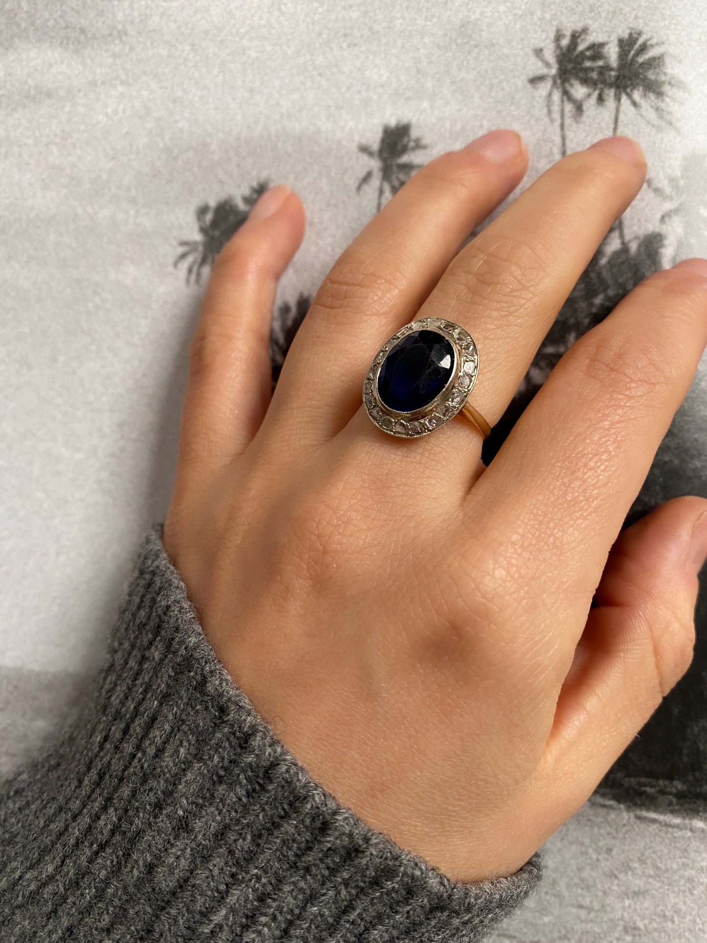 18 carat gold big sapphire and diamond cluster ring