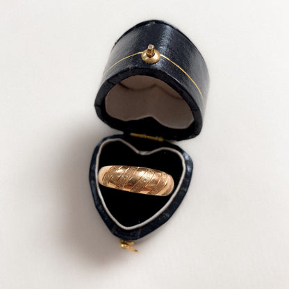 14 carat gold engraved dome ring
