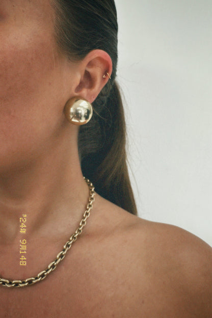 Vintage gold tone dome clip on earrings