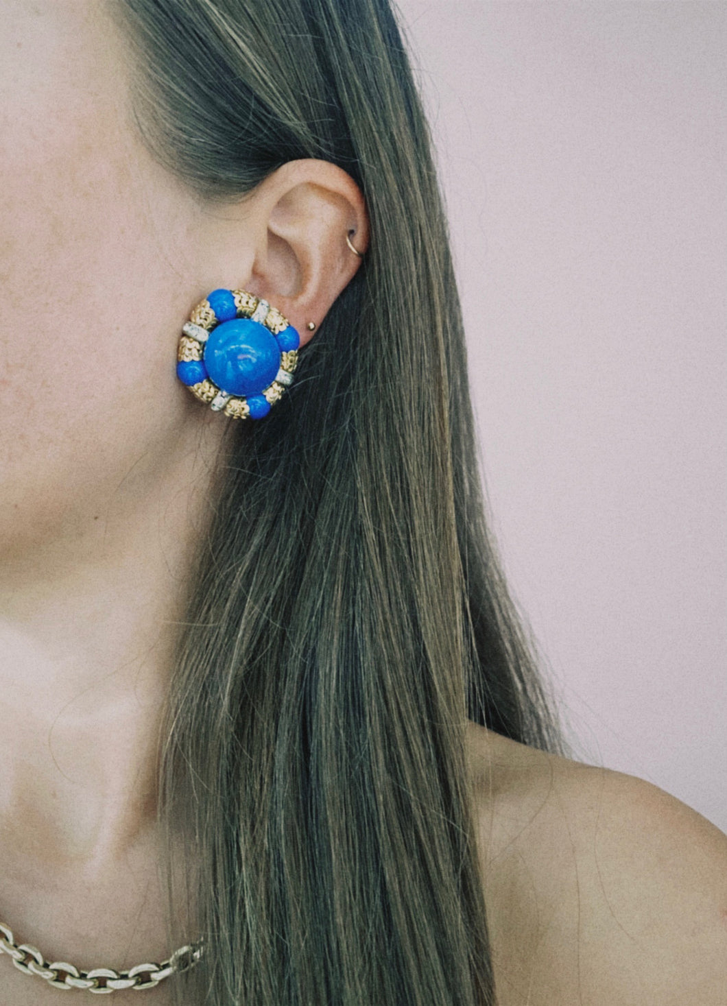 Vintage gold tone blue art deco clip-on earrings