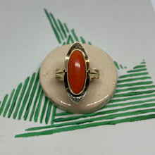 Load image into Gallery viewer, 14 carat gold art deco oval coral ring
