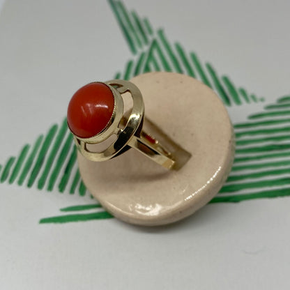 8 carat coral ring